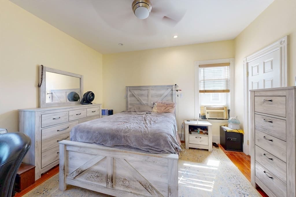 14 Bayard St, Boston MA 02134 photo 12