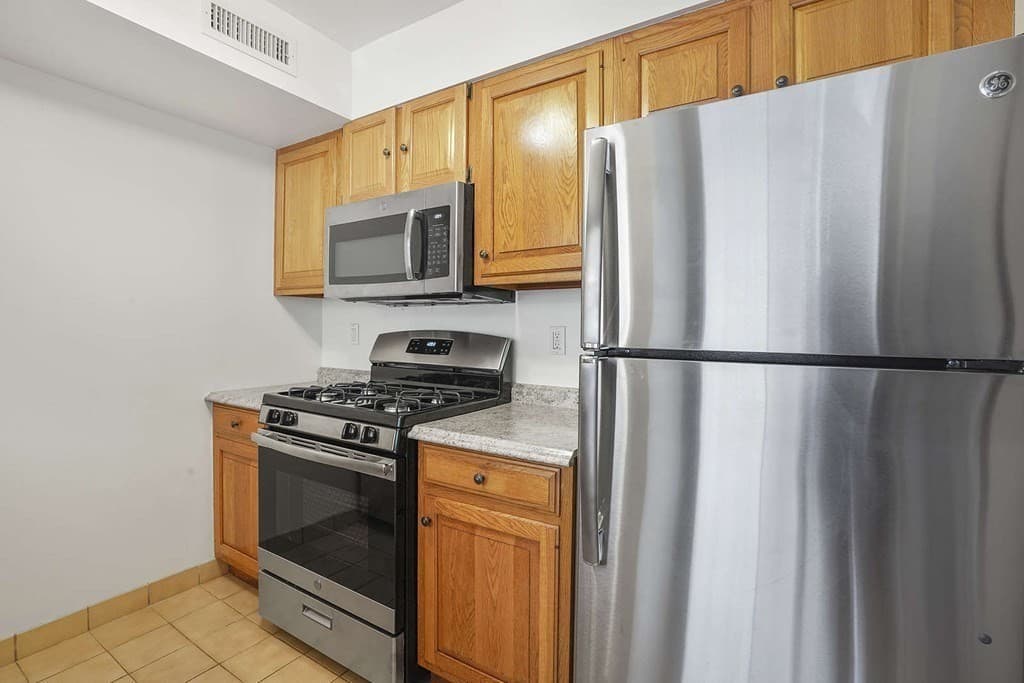 Condominium at 147 Kelton # 712, Boston MA 02134, photo 4 of 25