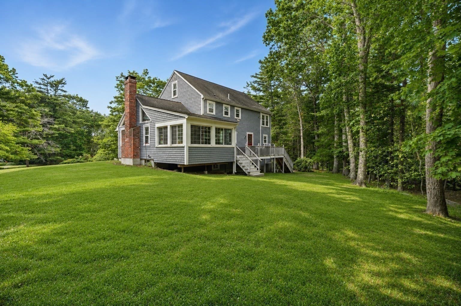 Single Family Residence at 17 Hammer Hook Dr, Hanover MA 02339, Hanover, photo 2 of 17