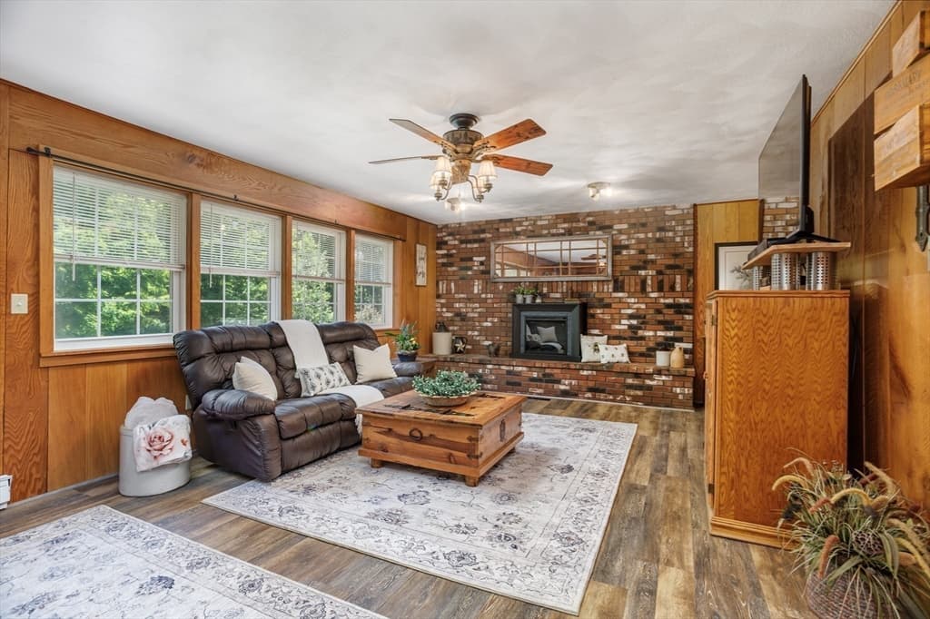 Single Family Residence at 17 Mayo Rd, Hubbardston MA 01452, Hubbardston, photo 16 of 42