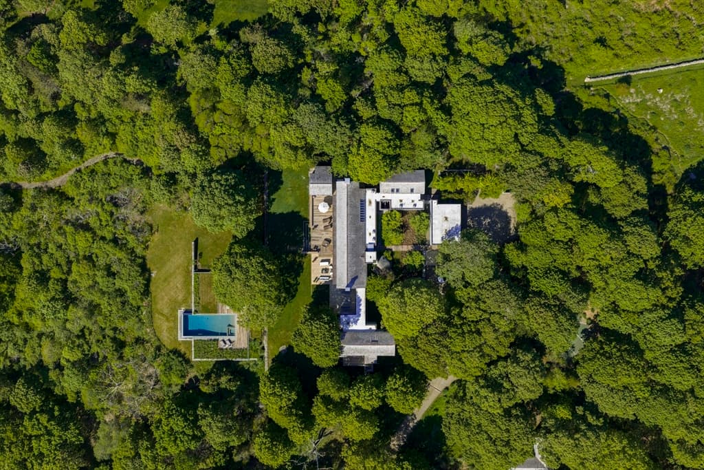 8 Snail Road, Chilmark MA 02535 photo 6