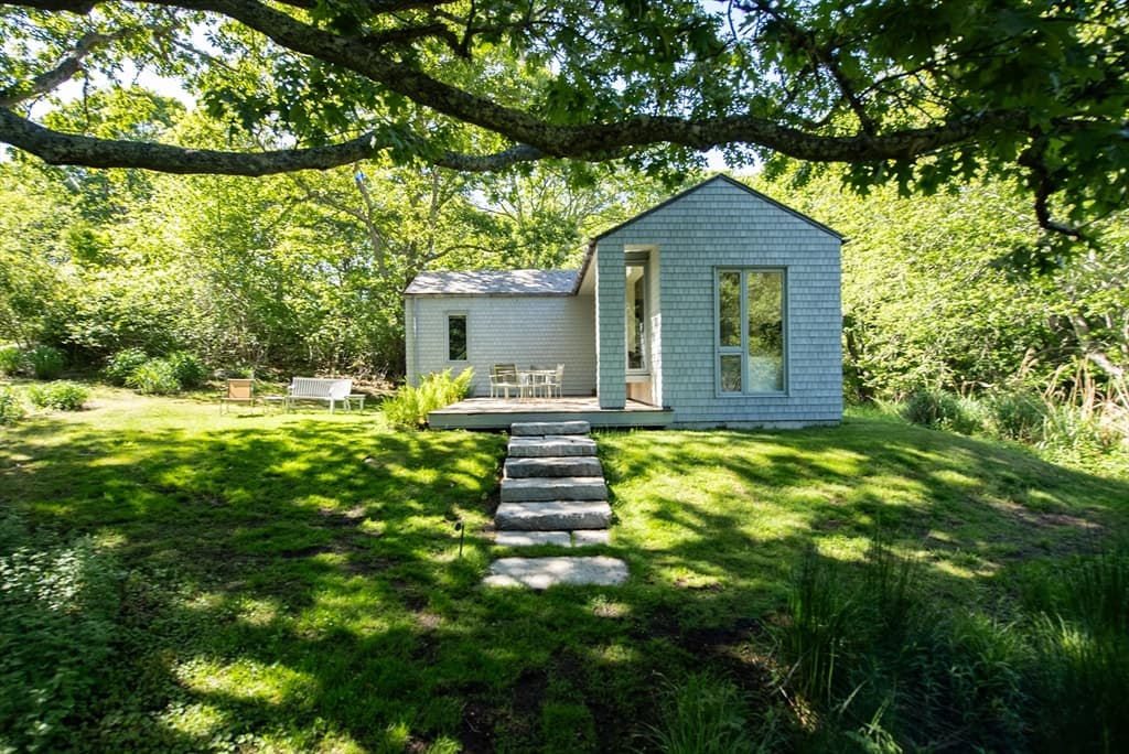 8 Snail Road, Chilmark MA 02535 photo 18