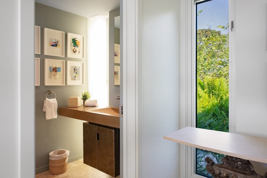 8 Snail Road, Chilmark MA 02535 photo 25