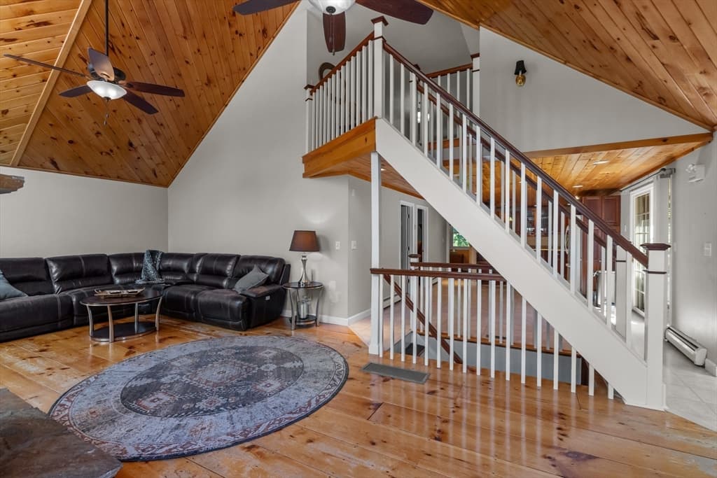Single Family Residence at 12 Dakel Dr, Freetown MA 02702, Freetown, photo 6 of 41