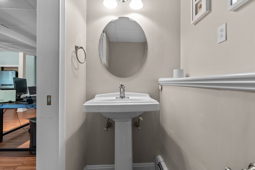 Single Family Residence at 12 Dakel Dr, Freetown MA 02702, Freetown, photo 25 of 41