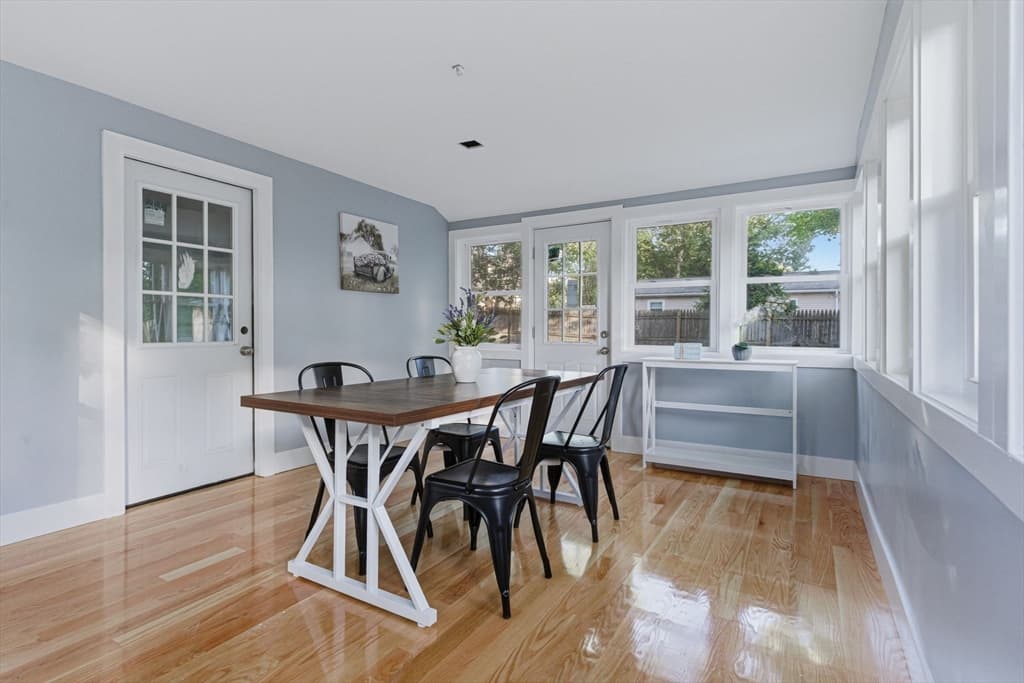 Single Family Residence at 1 Gertrude Rd, North Attleboro MA 02760, photo 10 of 24