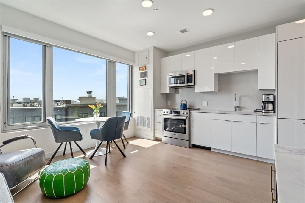 Condominium at 45 Lewis Street, Boston MA 02128, Boston, photo 5 of 25