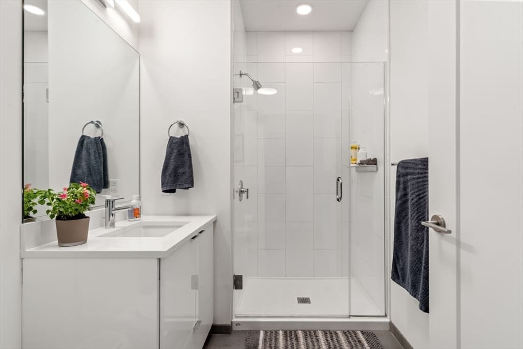 Condominium at 45 Lewis Street, Boston MA 02128, Boston, photo 11 of 25