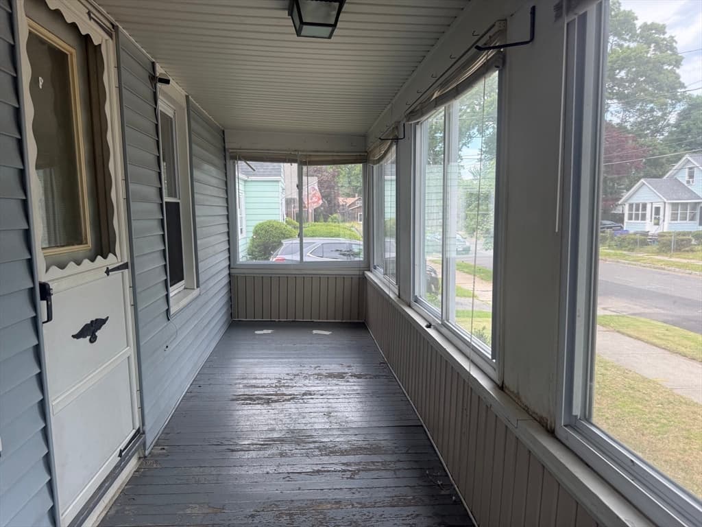 80 Newhall St, Springfield MA 01109 photo 6
