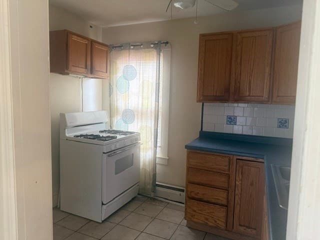 80 Newhall St, Springfield MA 01109 photo 8
