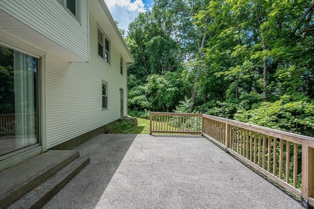 42 Iowa St, Worcester MA 01602 photo 30