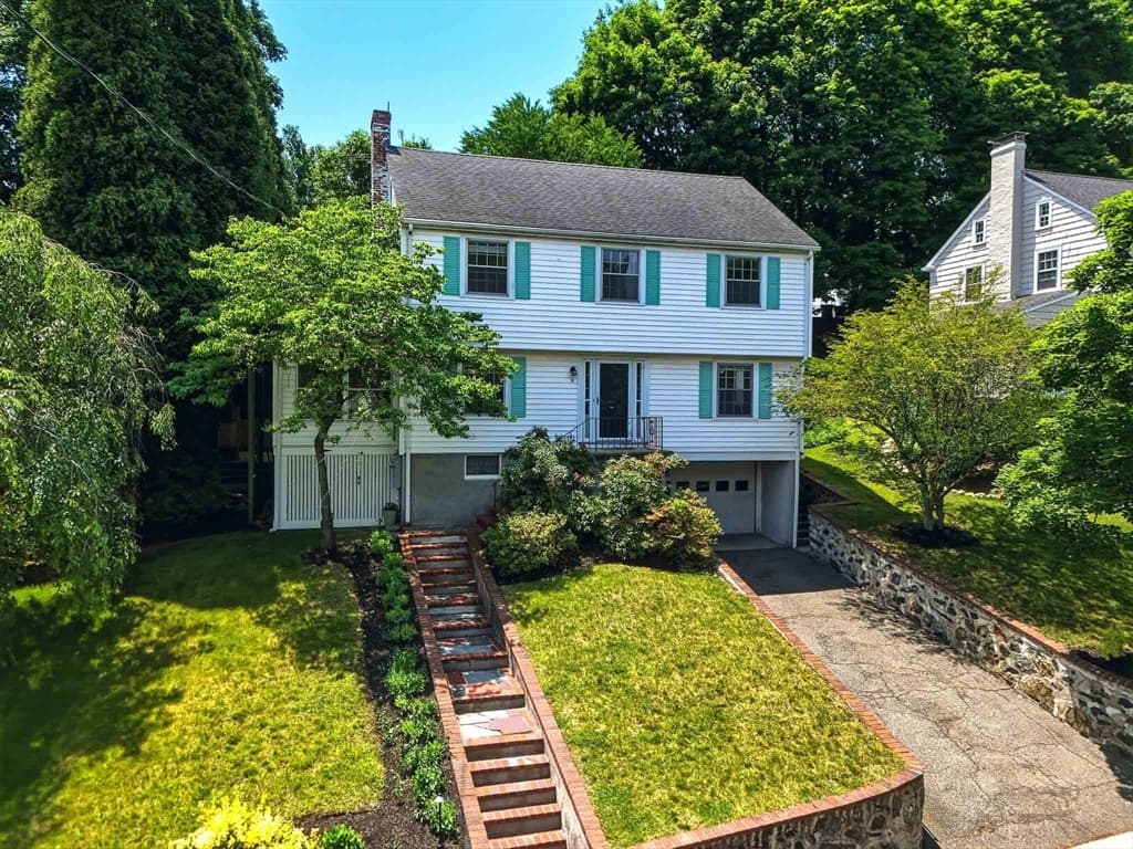 10 Radcliffe, Belmont MA 02478 photo 3