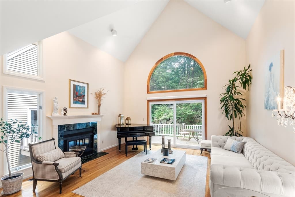 375 Atherton Street, Milton MA 02186 photo 5