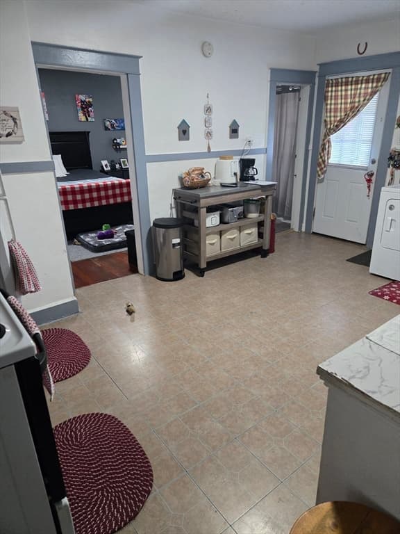 141 Elm Street, Southbridge MA 01550 photo 6