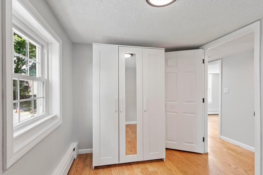 52 Auburn St, Lowell MA 01852 photo 24