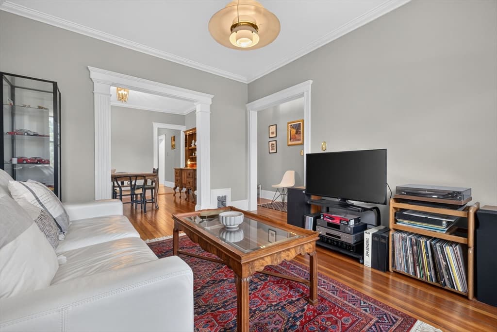 Condominium at 19 Rill St # 2, Boston MA 02125, photo 7 of 38