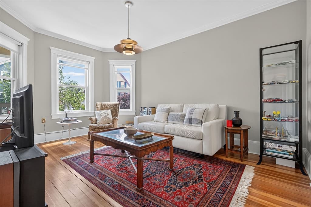 Condominium at 19 Rill St # 2, Boston MA 02125, photo 4 of 38
