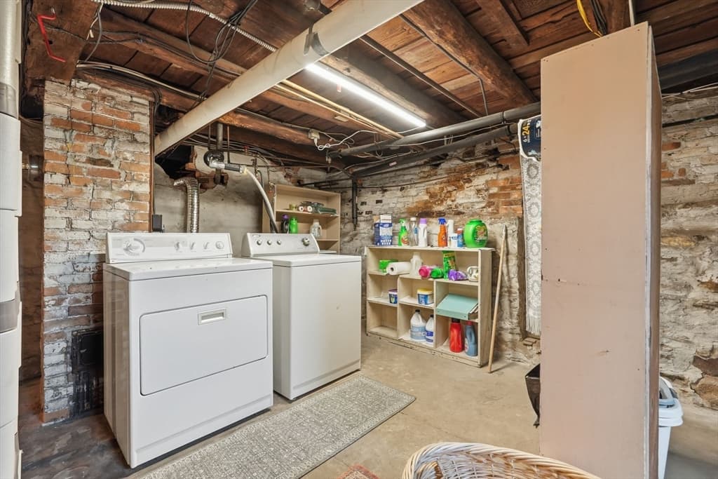3 Family at 55-57 High St, Amherst MA 01002, Amherst, photo 41 of 41