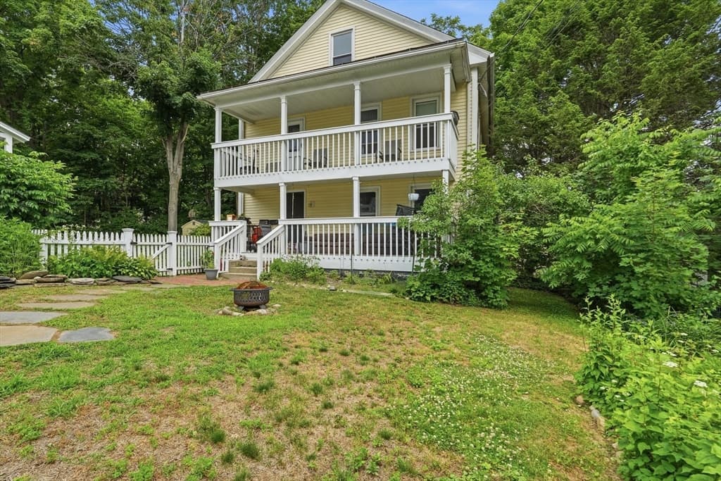3 Family at 55-57 High St, Amherst MA 01002, Amherst, photo 4 of 41