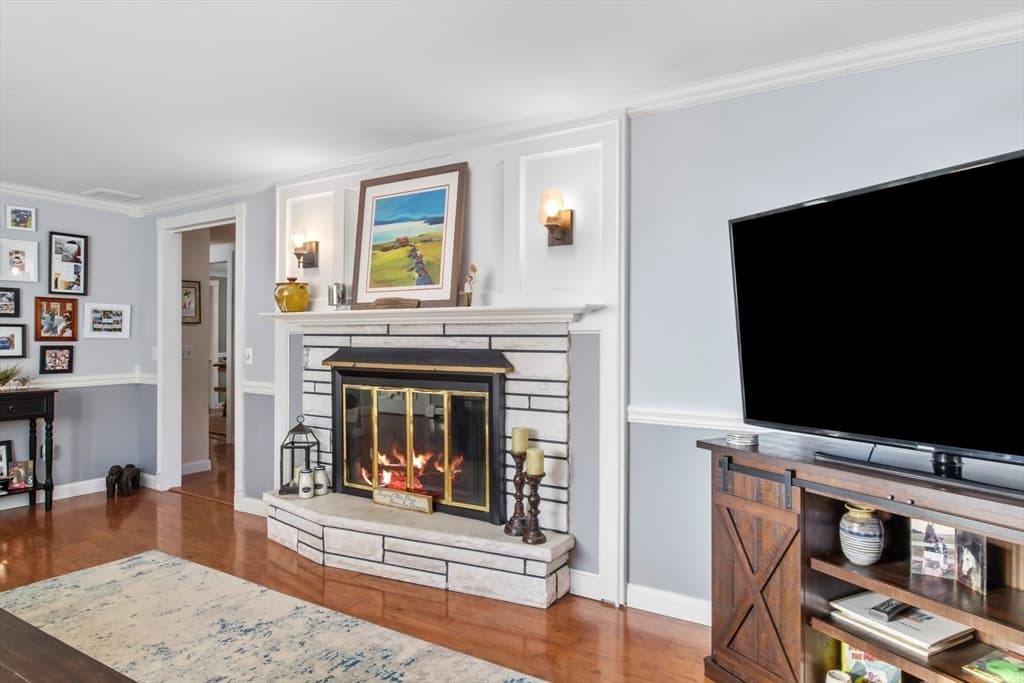 Single Family Residence at 65 Captain Kendrick Dr, Chatham MA 02633, Chatham, photo 4 of 40