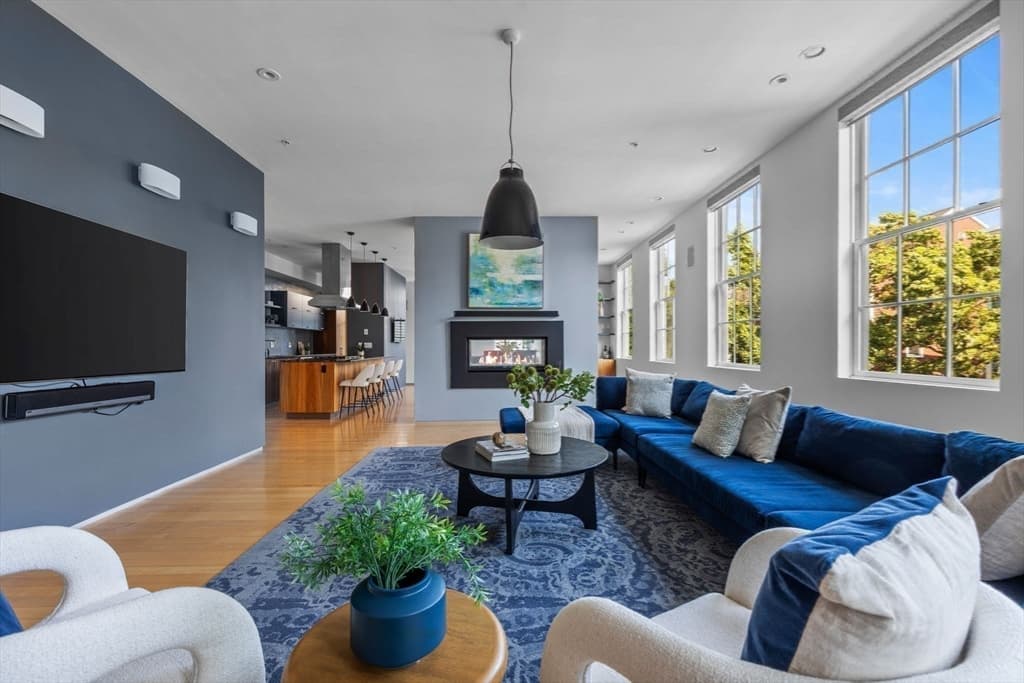 Condominium at 618 East 2nd St # 2, Boston MA 02127, Boston, photo 11 of 23