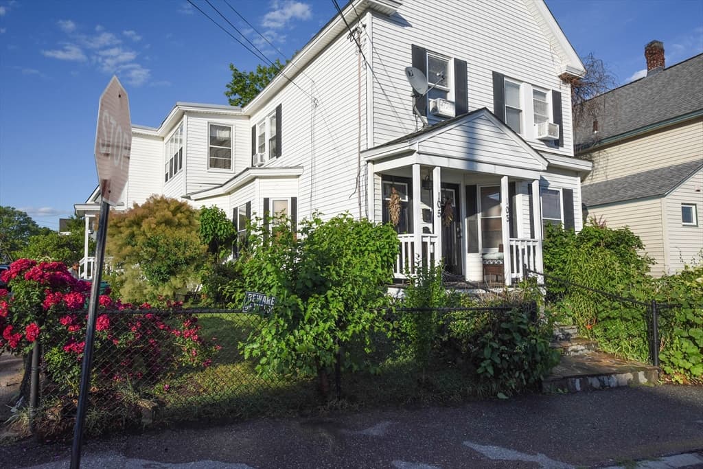 103 Dalton Street, Lowell MA 01850