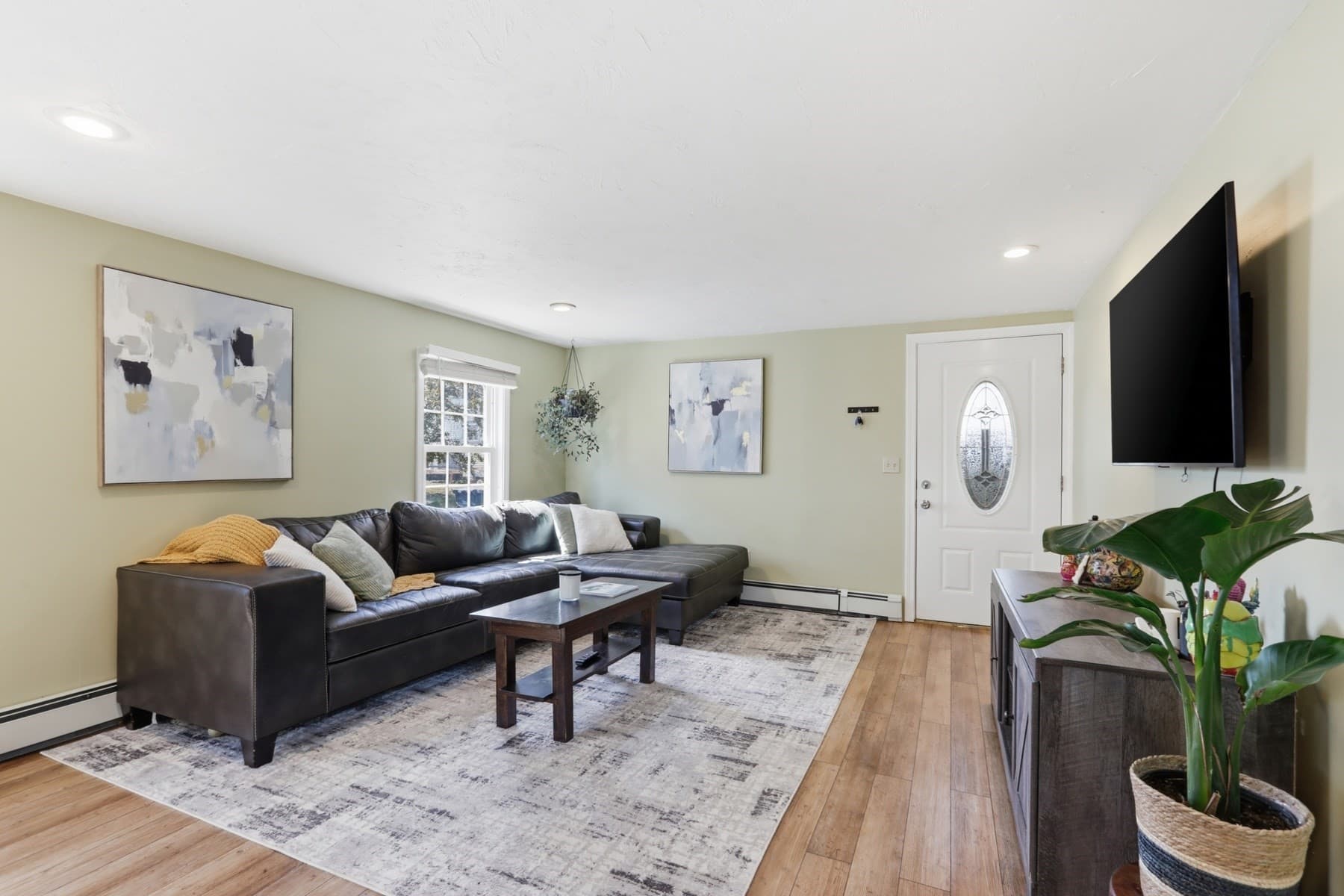 Single Family Residence at 20 Milton Street, Saugus MA 01906, photo 5 of 36