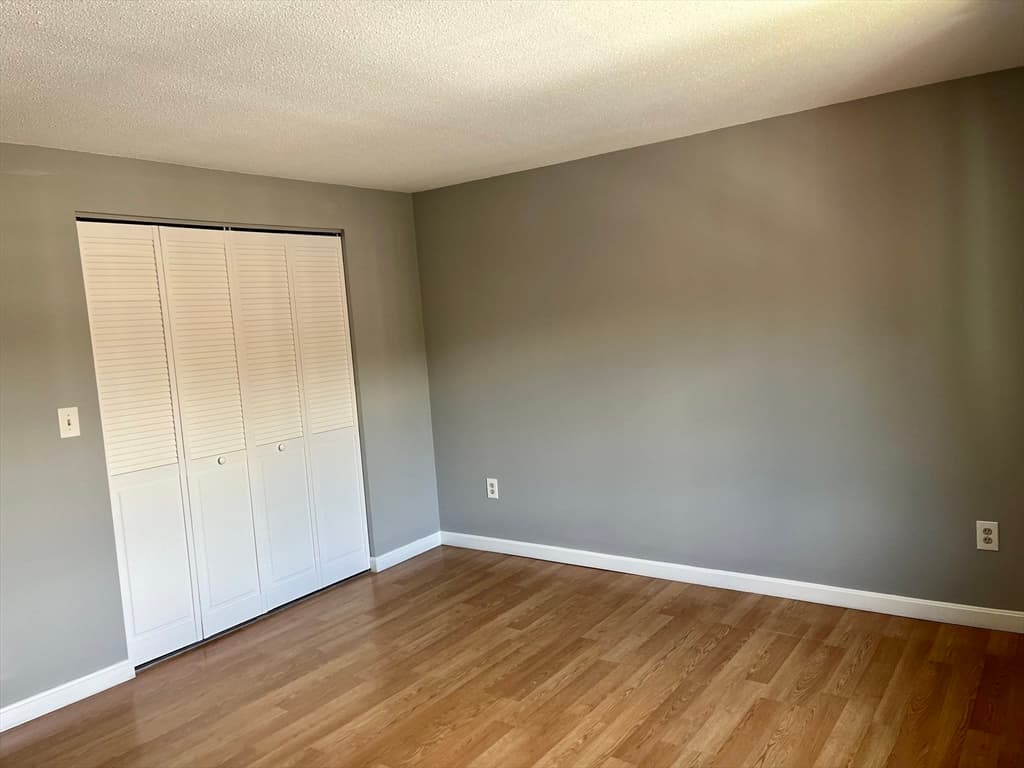 1600 Skyline Dr # 6, Lowell MA 01854 photo 16