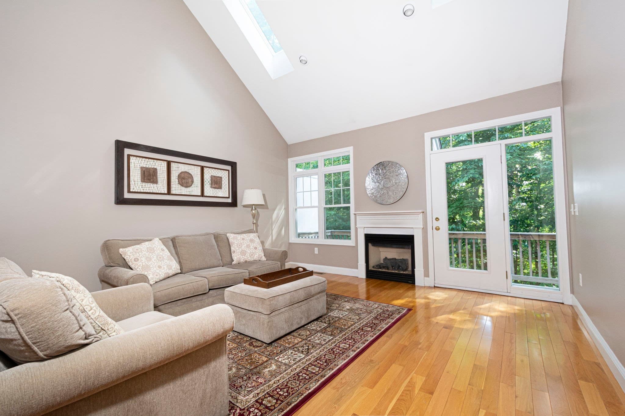 Condominium at 70 Lincoln Ln # 70, Grafton MA 01536, photo 3 of 40
