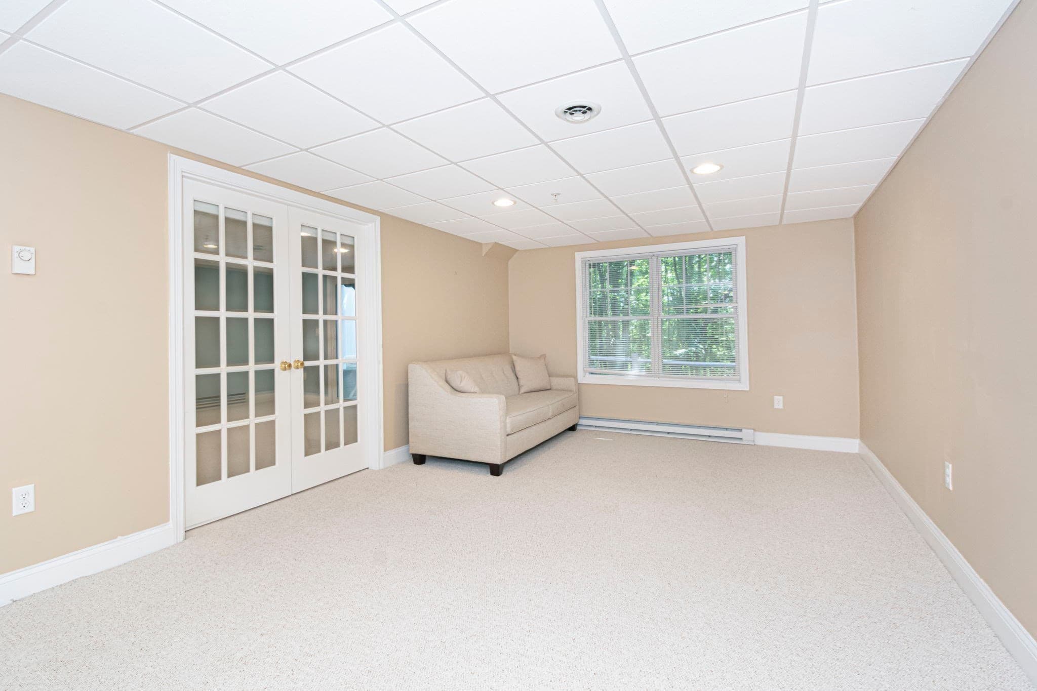 Condominium at 70 Lincoln Ln # 70, Grafton MA 01536, photo 32 of 40