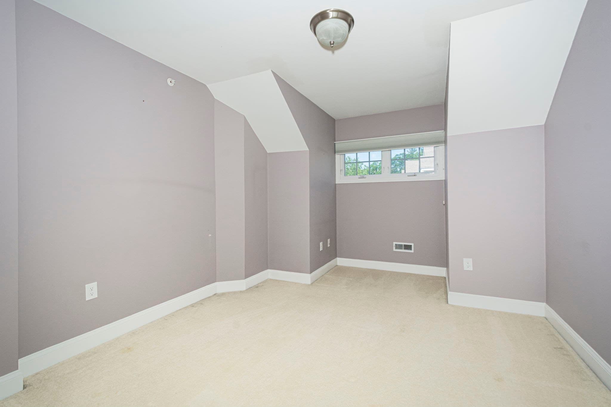 Condominium at 70 Lincoln Ln # 70, Grafton MA 01536, photo 28 of 40