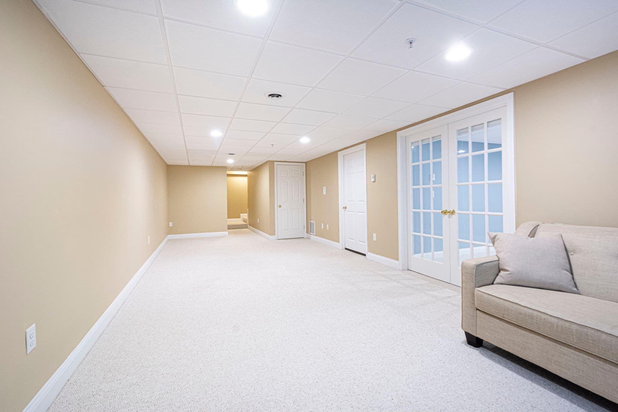 Condominium at 70 Lincoln Ln # 70, Grafton MA 01536, photo 33 of 40
