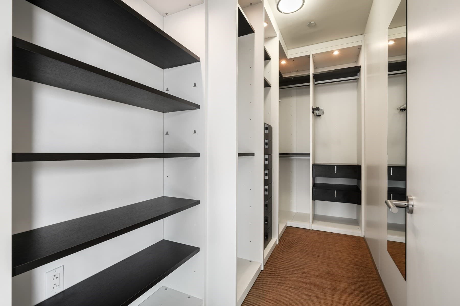 Condominium at 360 Newbury Street # 810, Boston MA 02115, photo 24 of 35