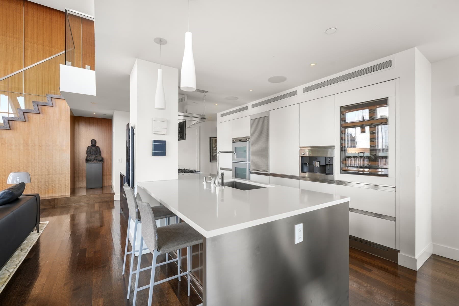 Condominium at 360 Newbury Street # 810, Boston MA 02115, photo 8 of 35