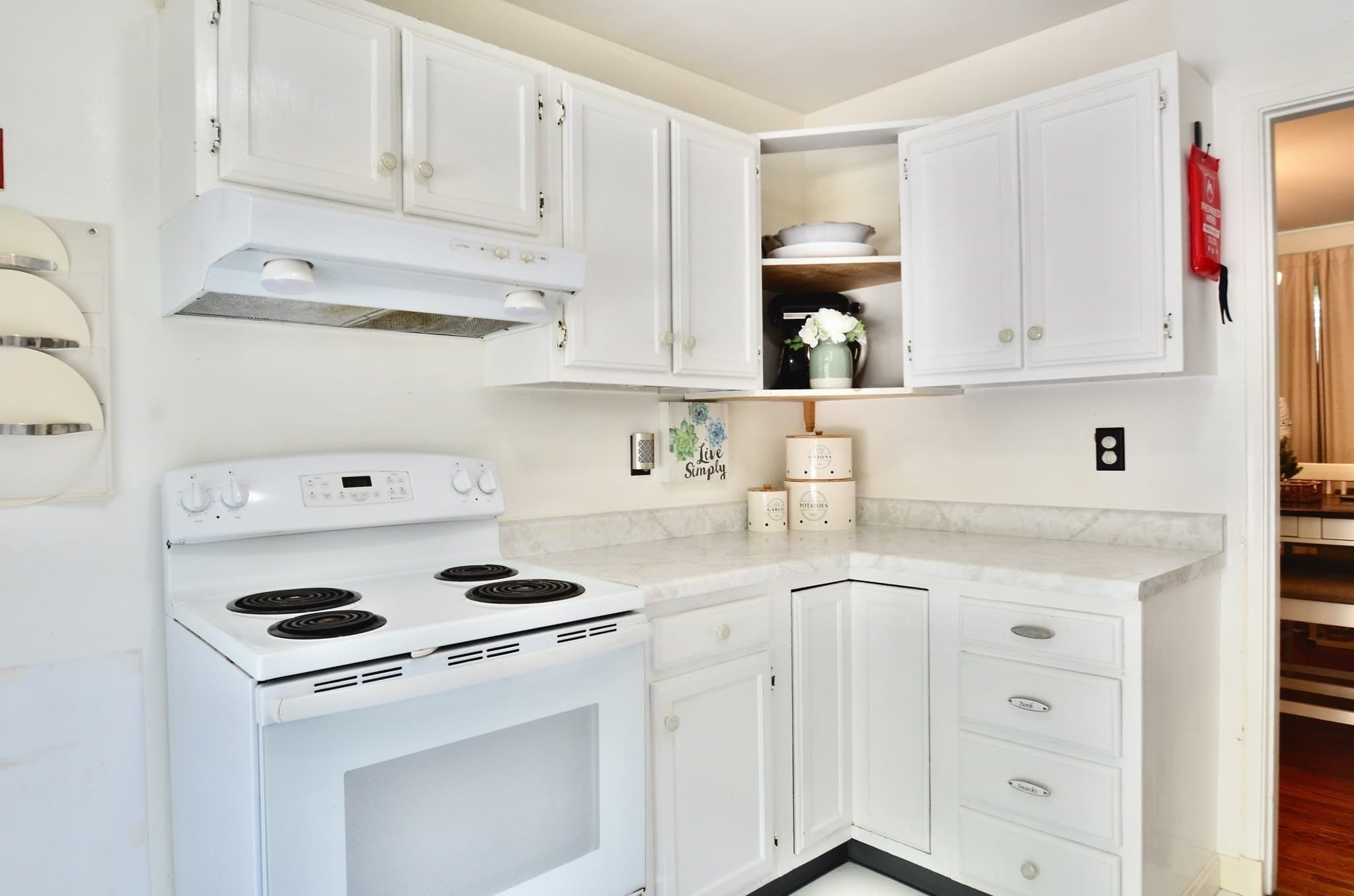 Single Family Residence at 1617 Providence Rd, Northbridge MA 01534, photo 16 of 32