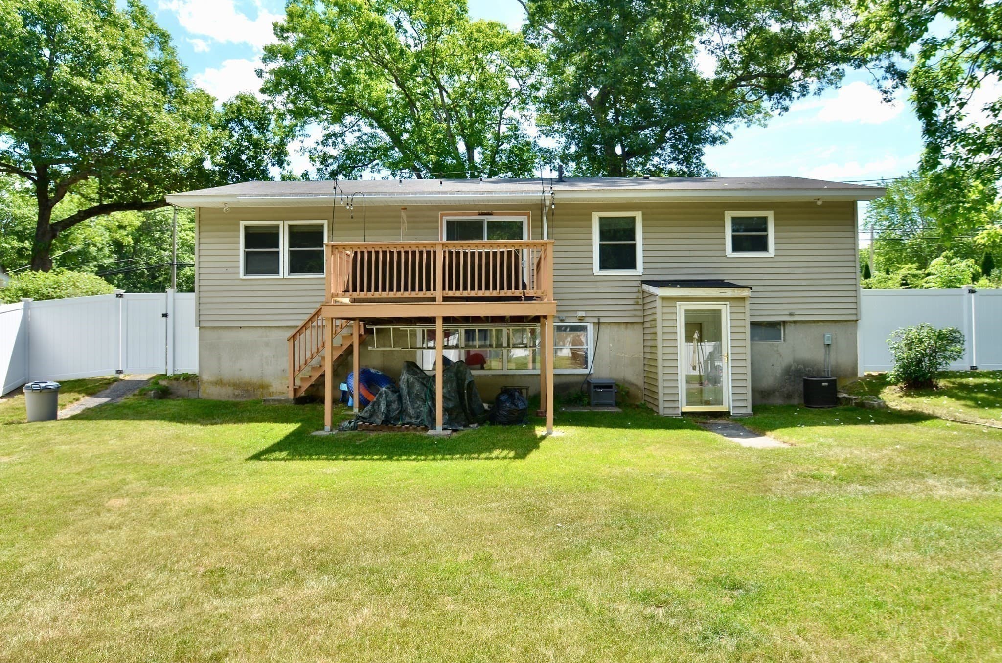 Single Family Residence at 1617 Providence Rd, Northbridge MA 01534, photo 26 of 32
