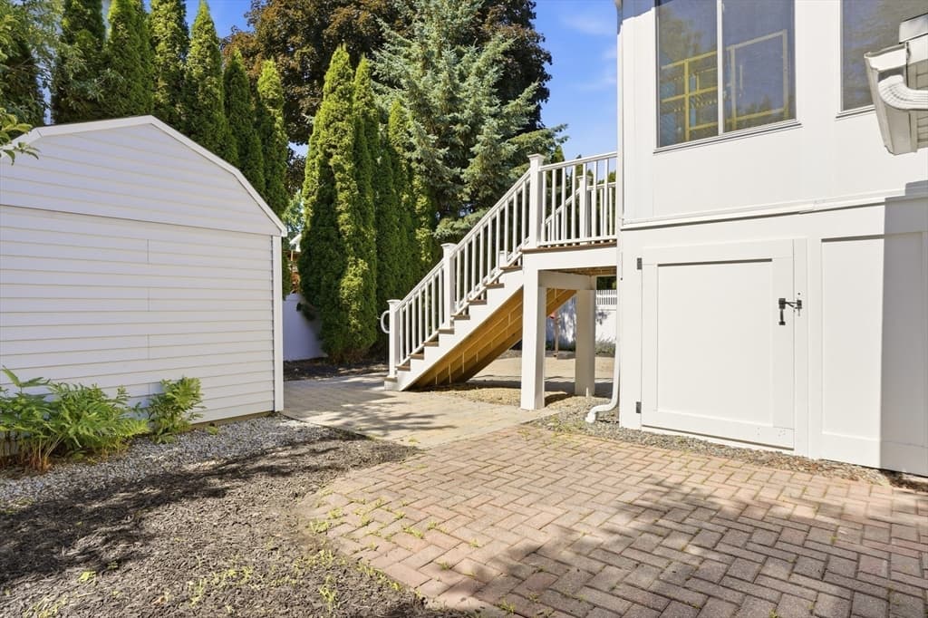 100 Westland Ave, Newton MA 02465 photo 6