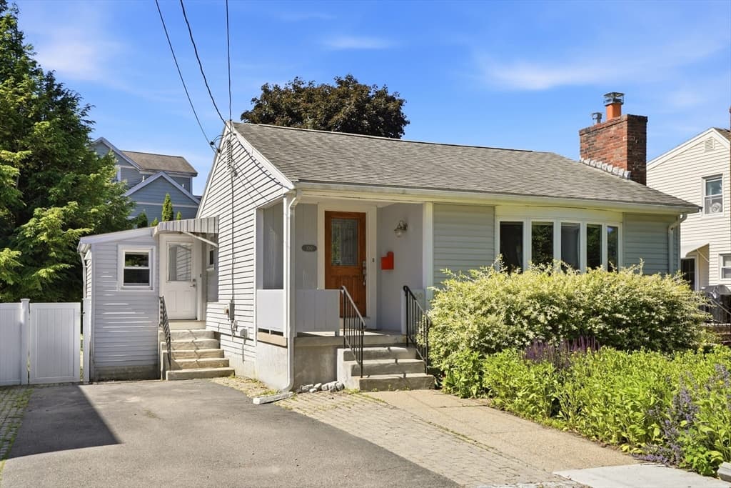 100 Westland Ave, Newton MA 02465