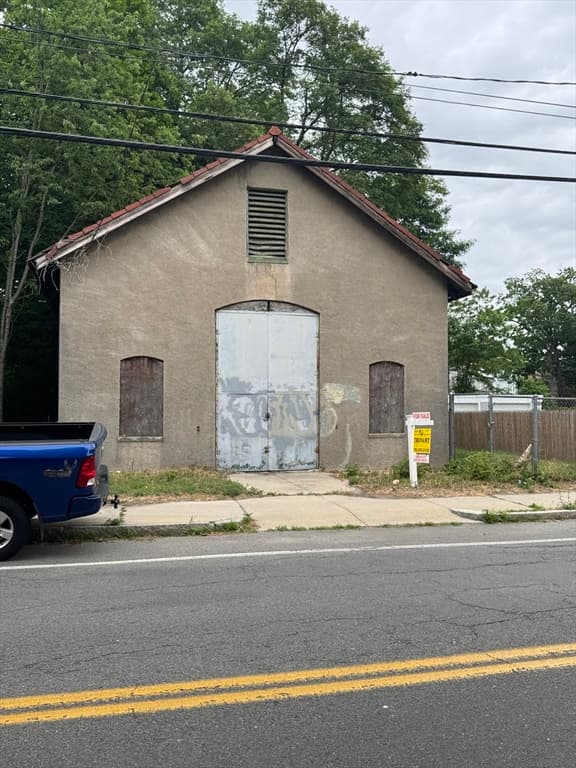 138 Perkins Ave, Brockton MA 02303 photo 14