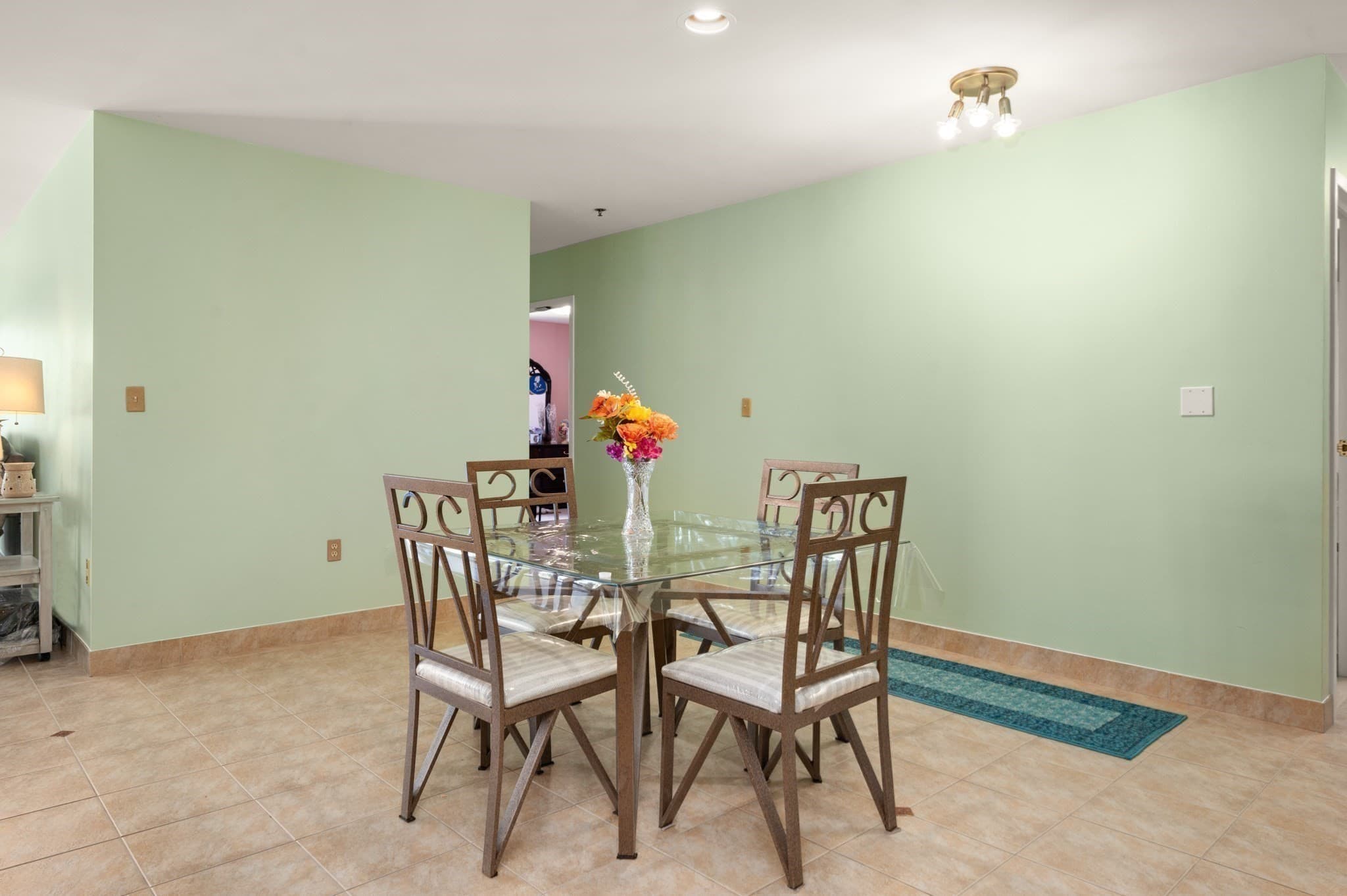 Condominium at 474 Revere Beach Blvd # 404, Revere MA 02151, photo 6 of 17