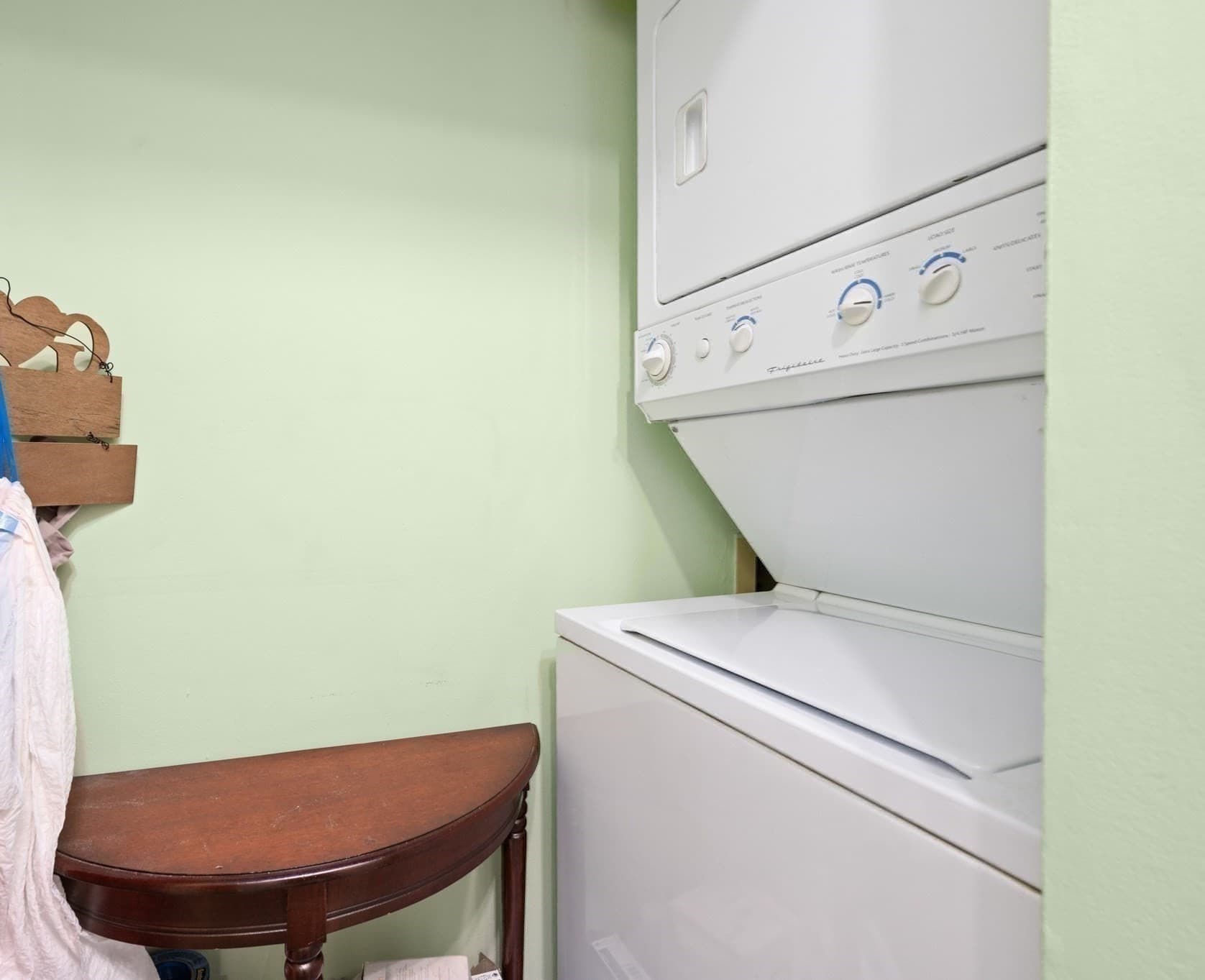 Condominium at 474 Revere Beach Blvd # 404, Revere MA 02151, photo 13 of 17