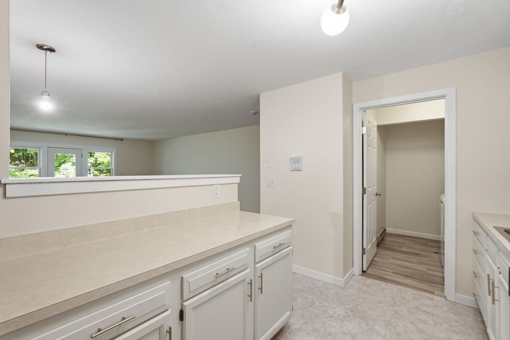 Condominium at 44 Evergreen Rd # 302, Northampton MA 01053, Northampton, photo 13 of 28