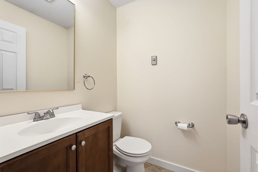 Condominium at 44 Evergreen Rd # 302, Northampton MA 01053, Northampton, photo 17 of 28