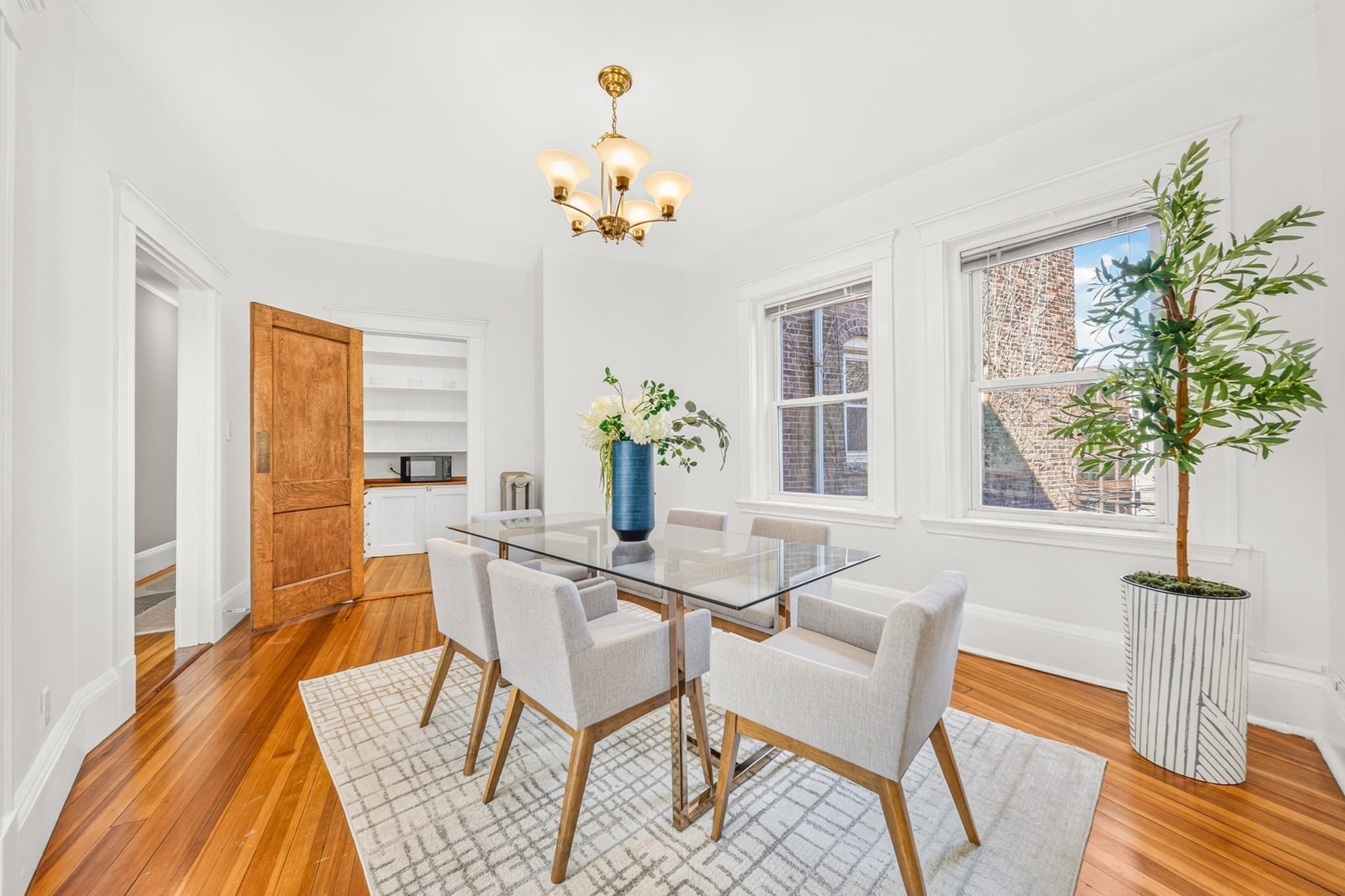 Condominium at 551 Brookline Ave # 4, Brookline MA 02445, photo 5 of 17