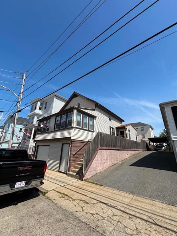 Single Family Residence at 148 Hamlet St, Fall River MA 02724, photo 2 of 11