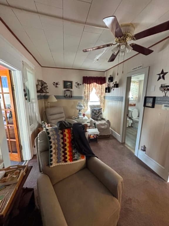 Single Family Residence at 148 Hamlet St, Fall River MA 02724, photo 8 of 11