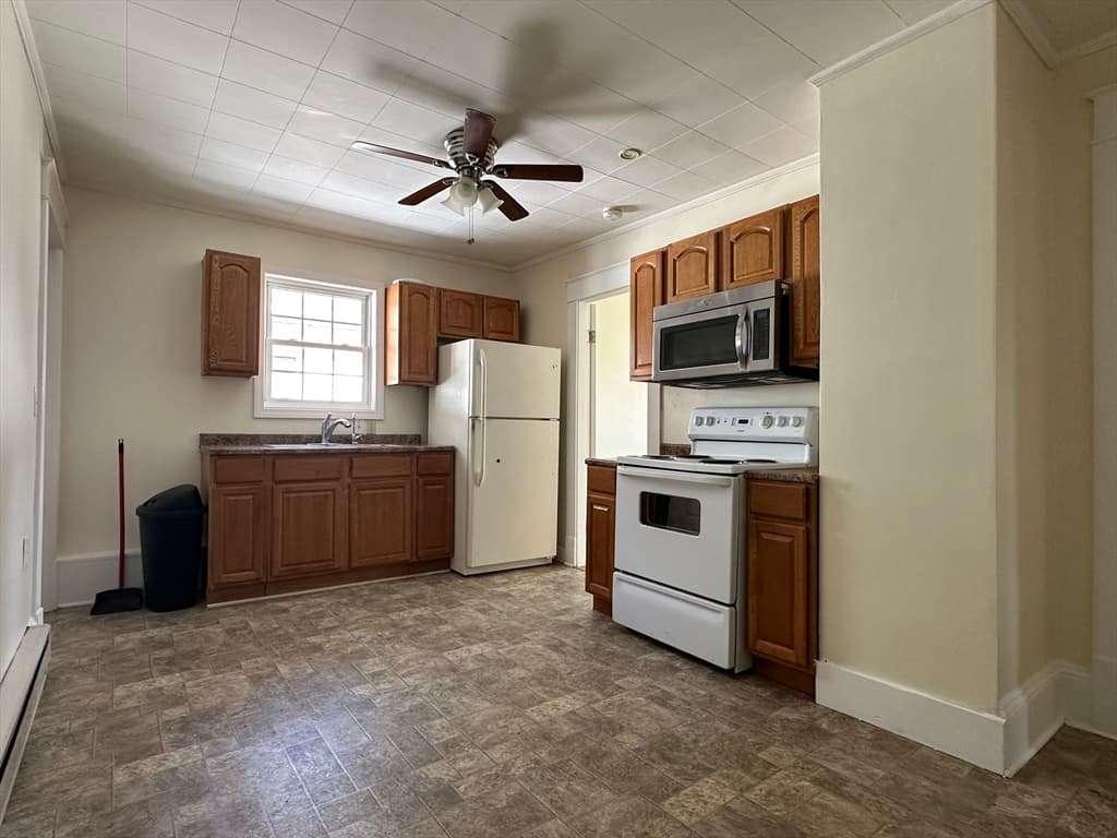 38 Bonner Street, Chicopee MA 01013 photo 17