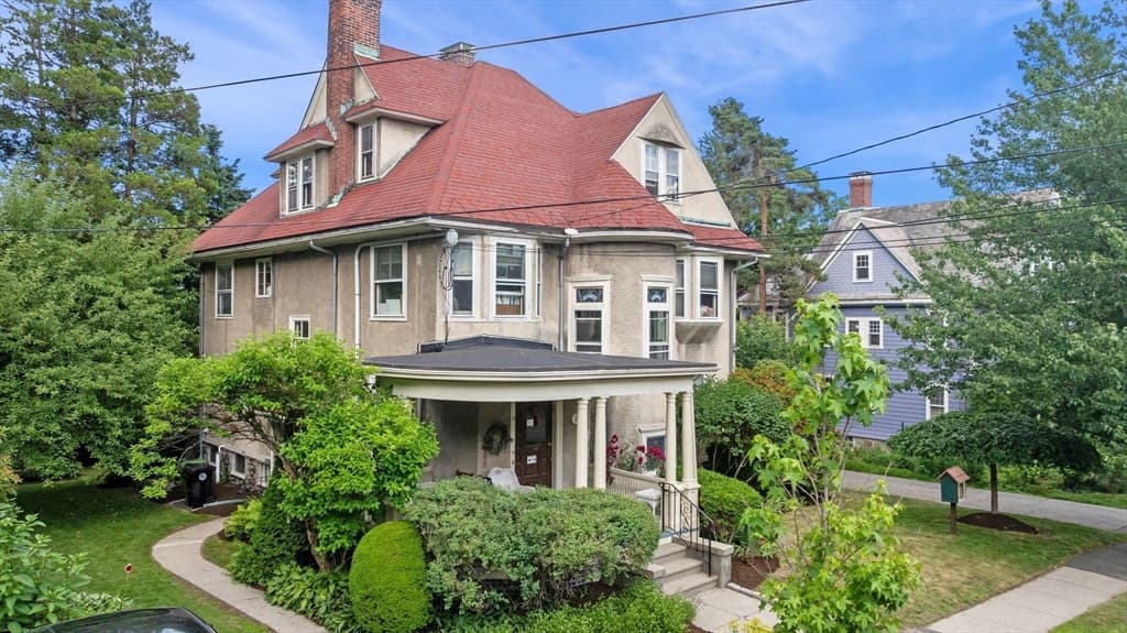 Single Family Residence at 27 Oliver Street, Watertown MA 02472, Watertown, photo 2 of 31