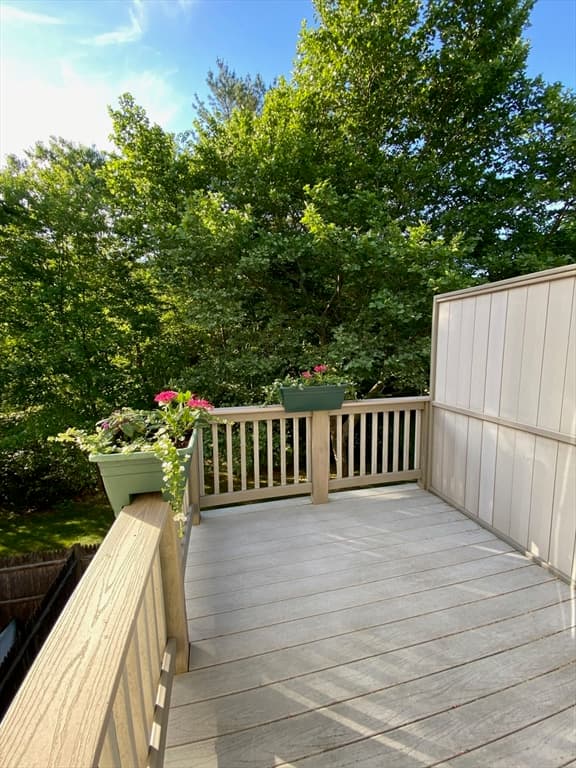 Condominium at 28 Douglas Dr # 28, East Bridgewater MA 02333, East Bridgewater, photo 12 of 23
