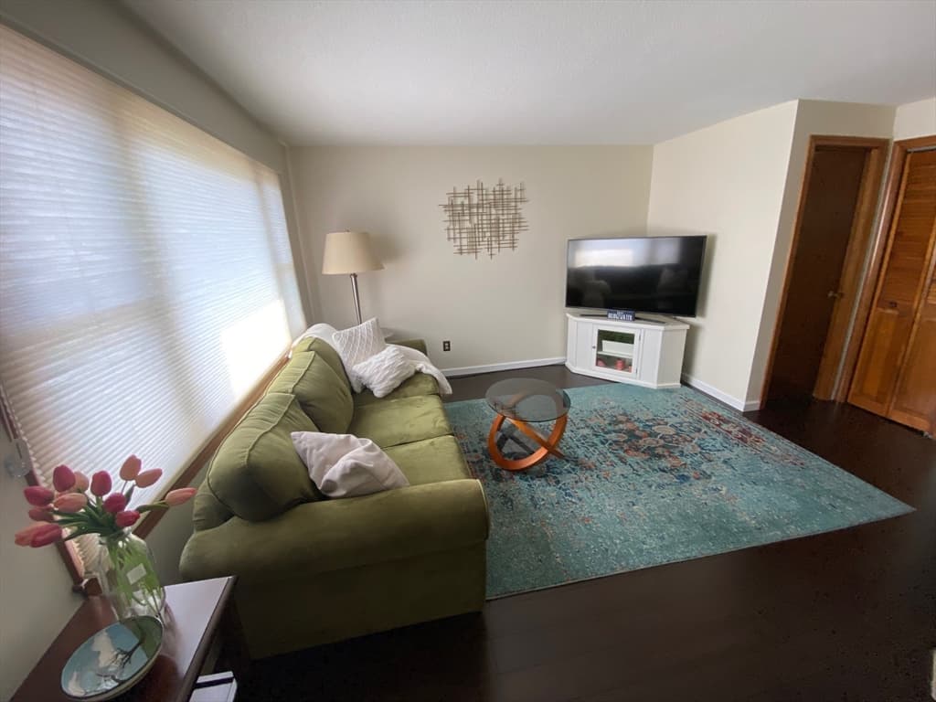 Condominium at 28 Douglas Dr # 28, East Bridgewater MA 02333, East Bridgewater, photo 3 of 23